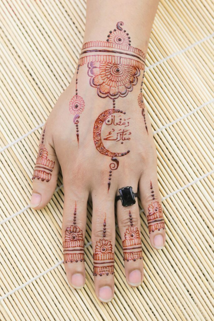 elegant arabic henna design
